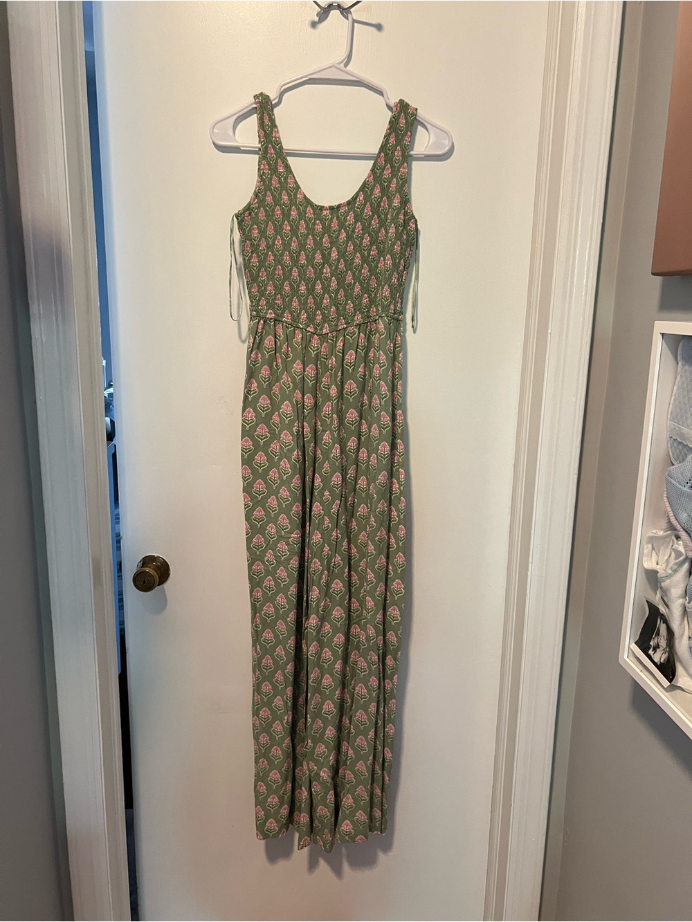 Women’s Olive Green Printed Sleeveless Jumpsuit
